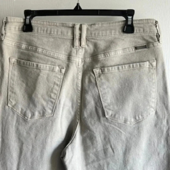 Juniors Kancan Sonya High Rise Slim Balloon Jean 11/29 - Picture 5 of 6